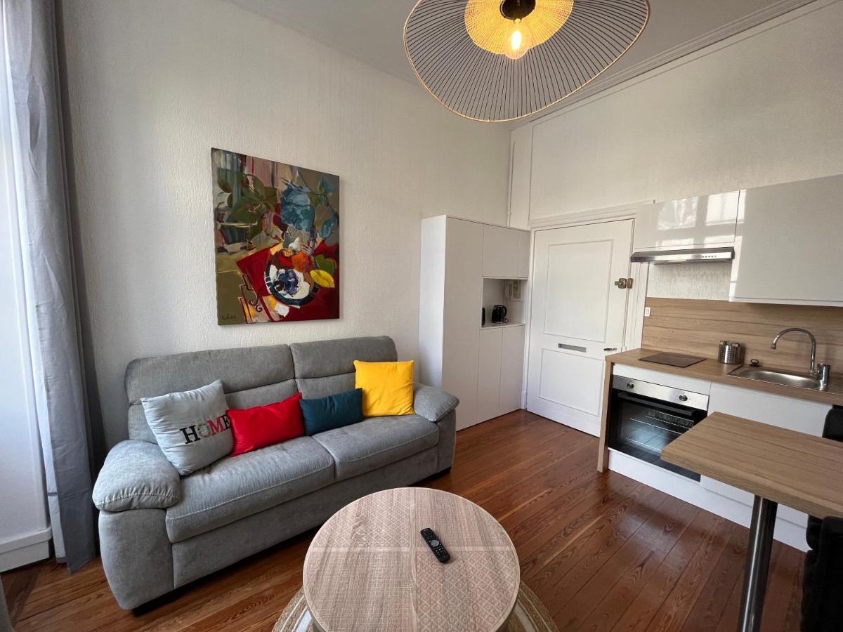 Paon, Coquet Appt Avec Parking A Caen Apartment Bagian luar foto